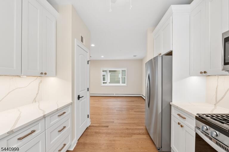 Property listing MLS 4035801 photo 7