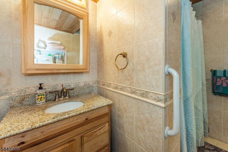 Property listing MLS 4035992 photo 26