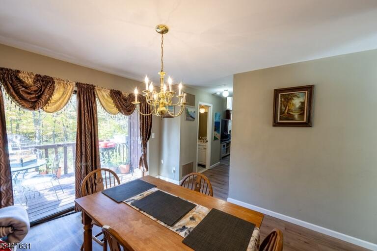 Property listing MLS 4036112 photo 22