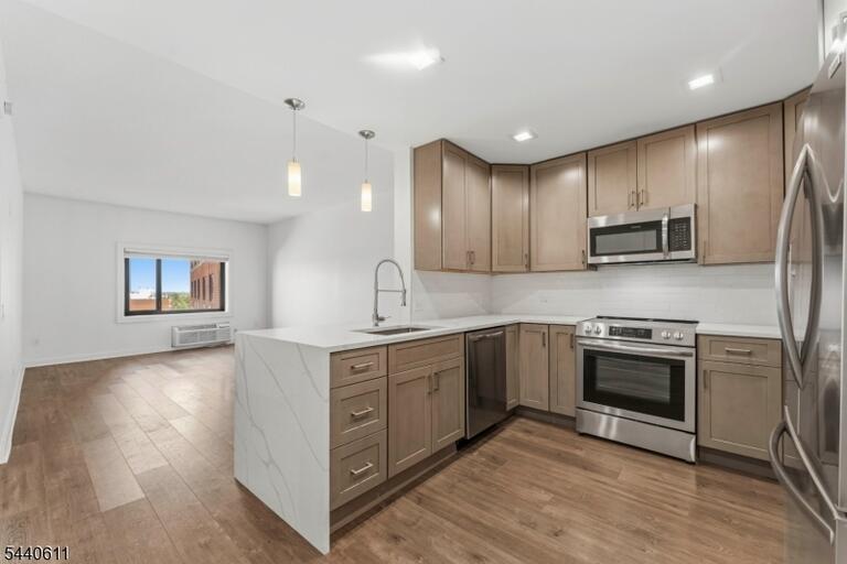 Property listing MLS 4036281 photo 5