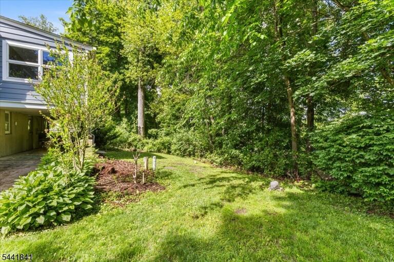 Property listing MLS 4036857 photo 41