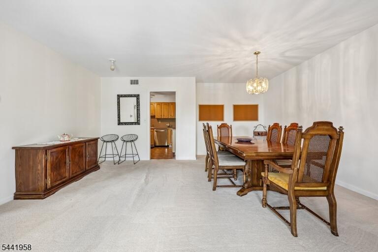 Property listing MLS 4036945 photo 9