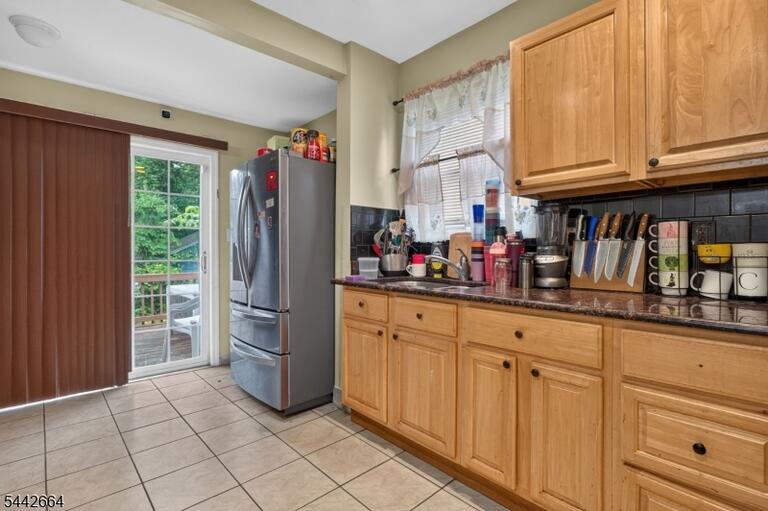 Property listing MLS 4037112 photo 11
