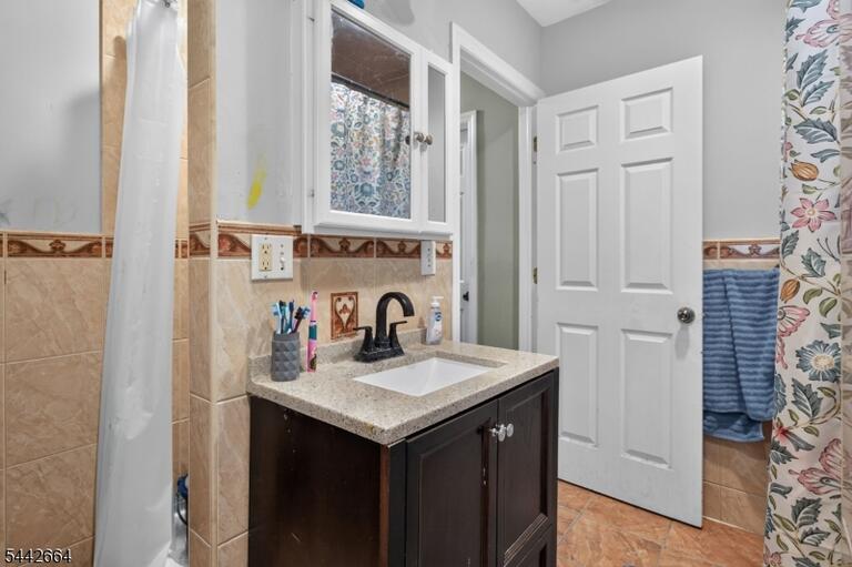 Property listing MLS 4037112 photo 15