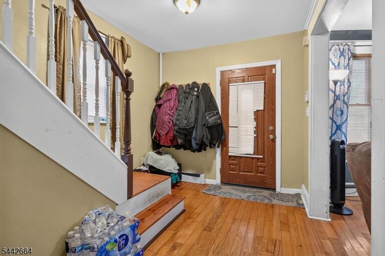 Property listing MLS 4037112 photo 5