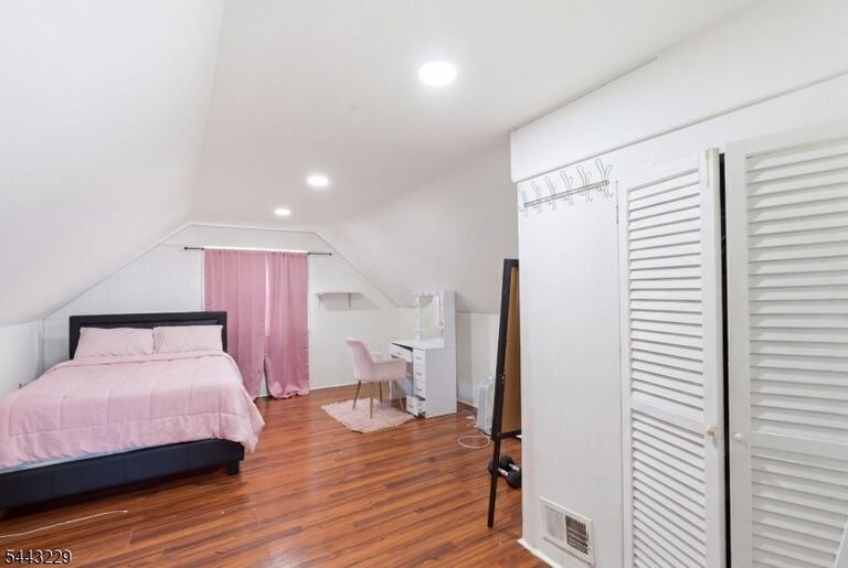 Property listing MLS 4037792 photo 10