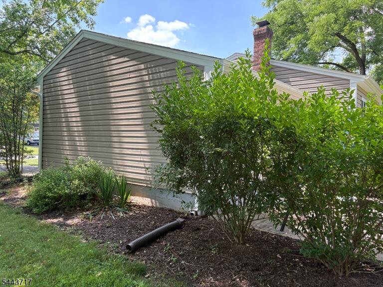 Property listing MLS 4037973 photo 5