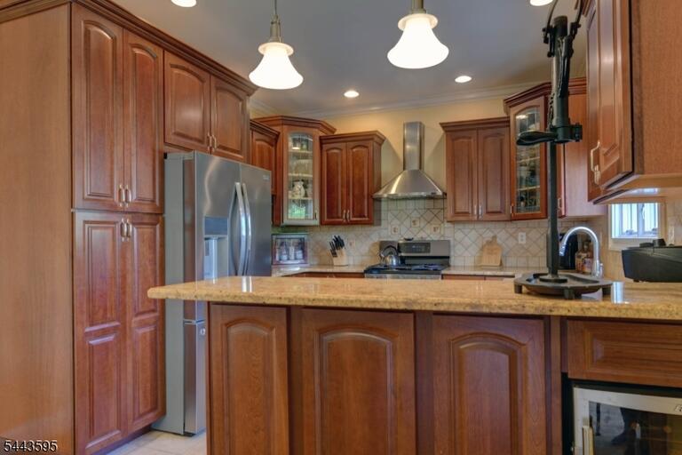 Property listing MLS 4038033 photo 14