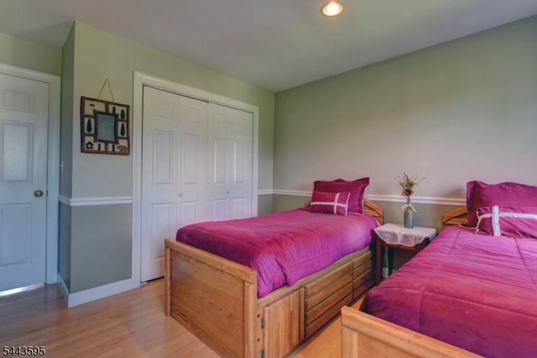 Property listing MLS 4038033 photo 36