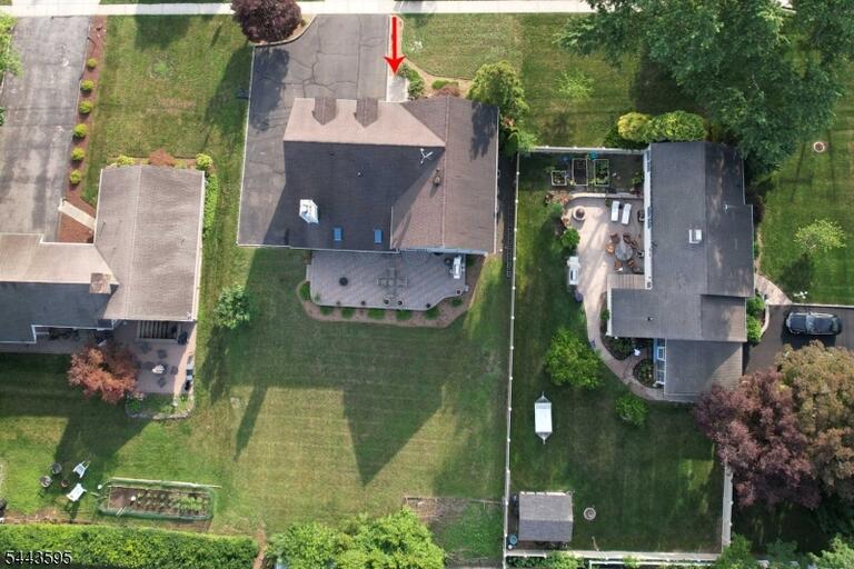 Property listing MLS 4038033 photo 46