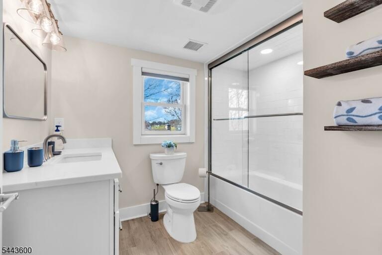 Property listing MLS 4038122 photo 16