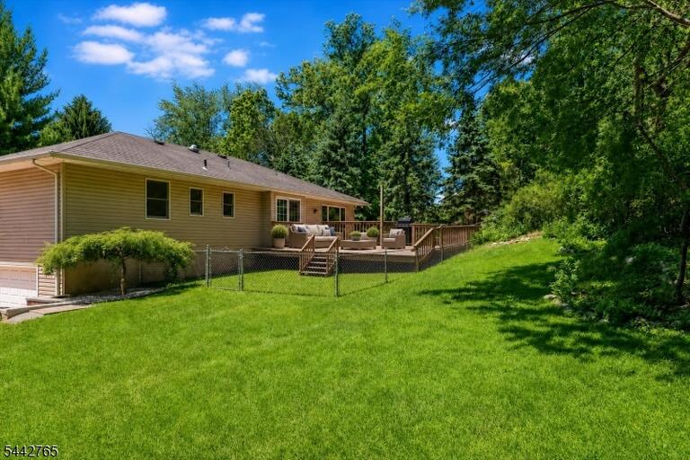Property listing MLS 4038162 photo 24
