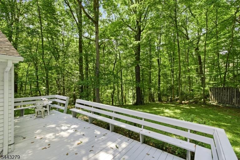 Property listing MLS 4038316 photo 8