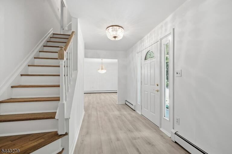 Property listing MLS 4038316 photo 9