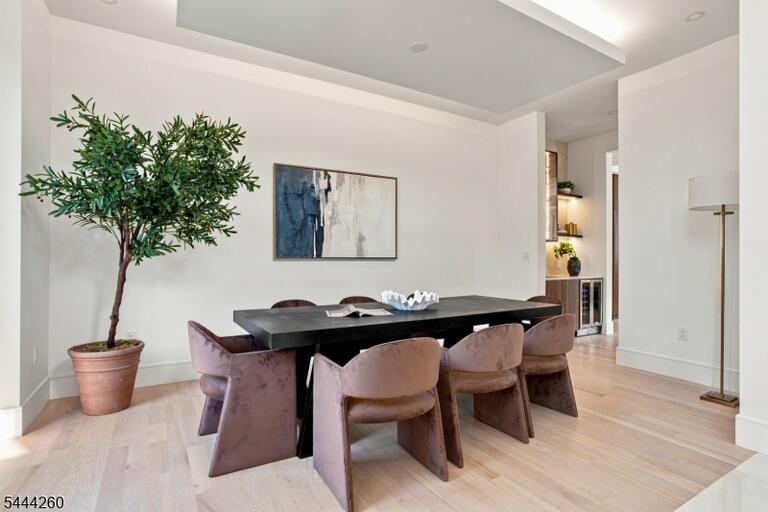 Property listing MLS 4038830 photo 4