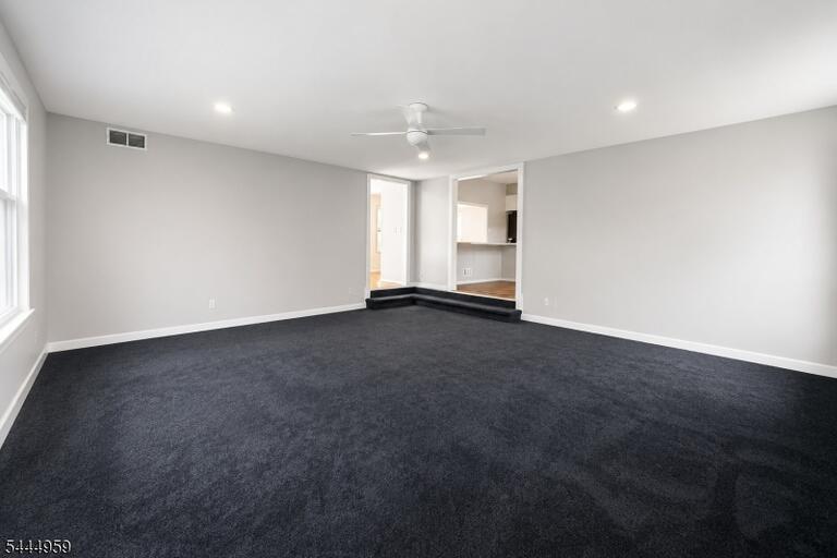 Property listing MLS 4039058 photo 11