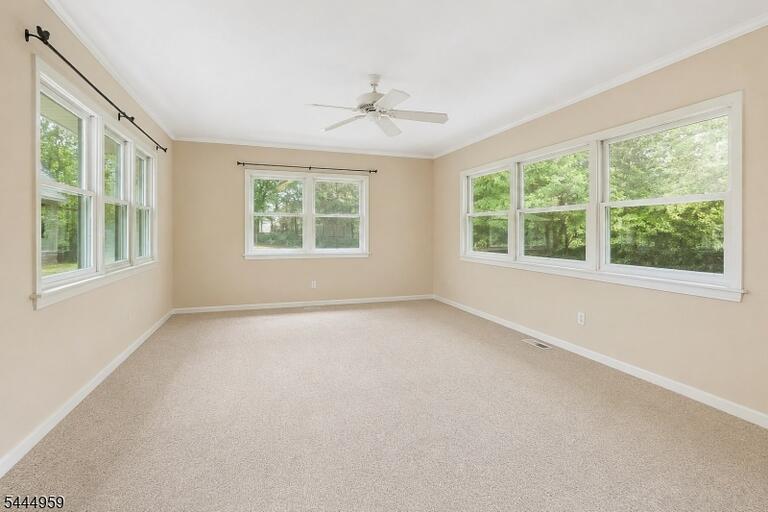 Property listing MLS 4039058 photo 16