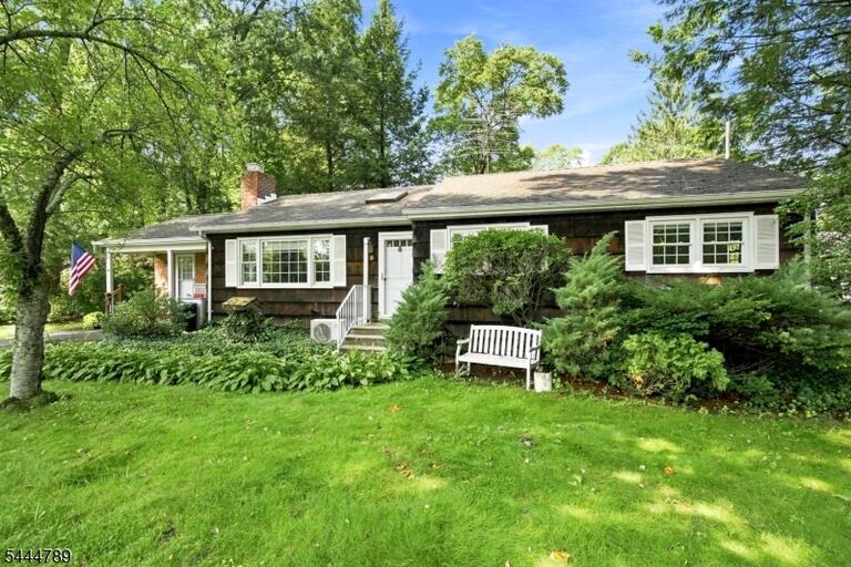 Property listing MLS 4039270 photo 32