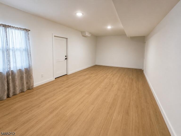 Property listing MLS 4039299 photo 4