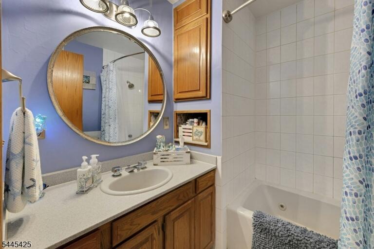 Property listing MLS 4039502 photo 12