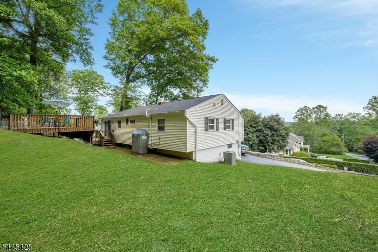 Property listing MLS 4039502 photo 22