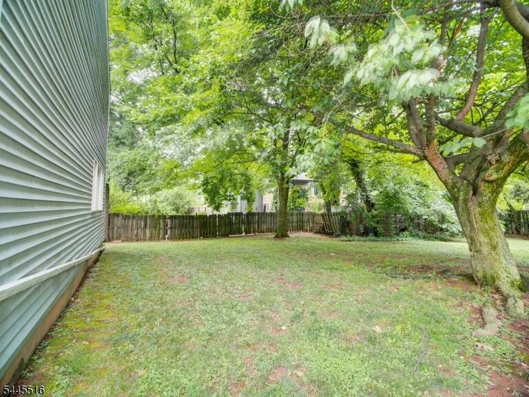 Property listing MLS 4039595 photo 25