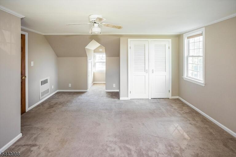 Property listing MLS 4039850 photo 21