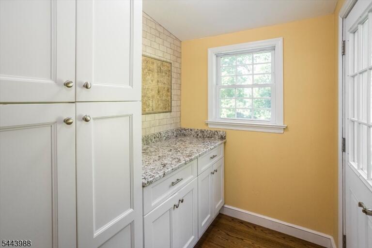 Property listing MLS 4039850 photo 7