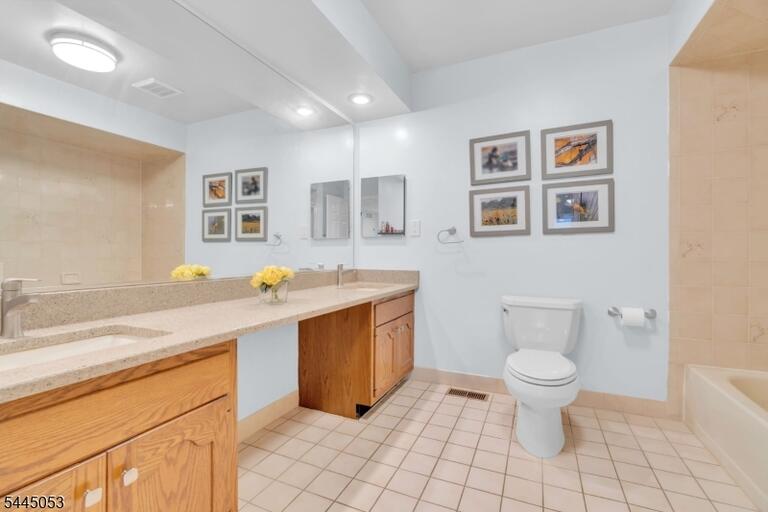 Property listing MLS 4039924 photo 35