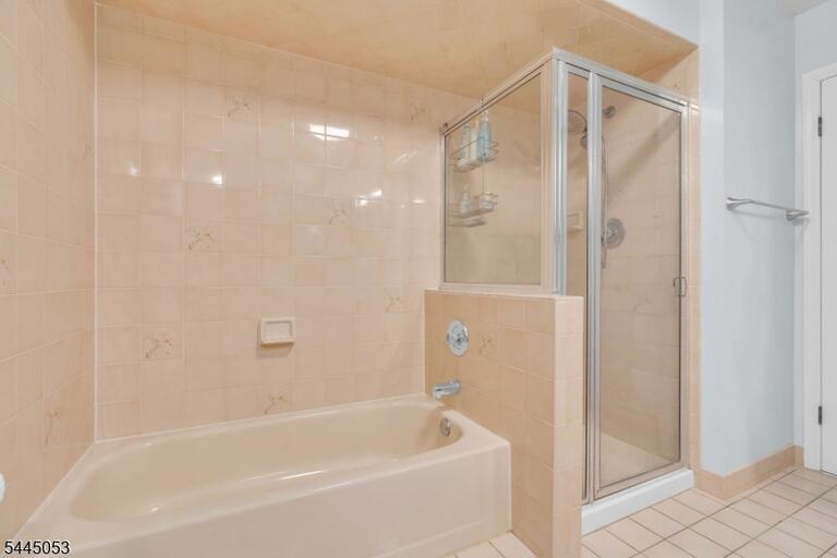 Property listing MLS 4039924 photo 36