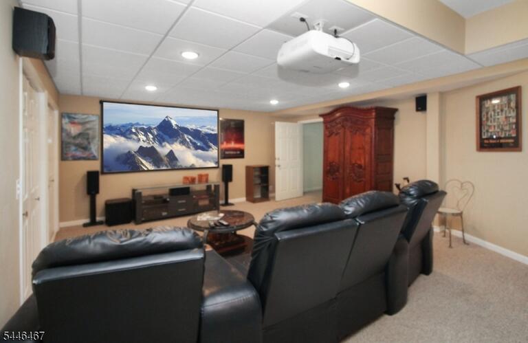 Property listing MLS 4040460 photo 29