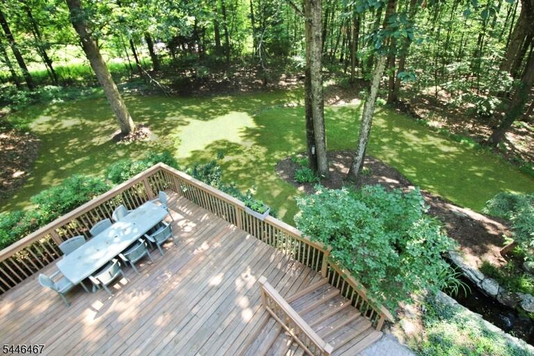 Property listing MLS 4040460 photo 39