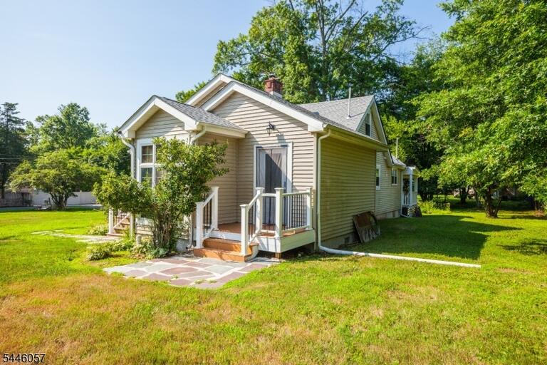 Property listing MLS 4040604 photo 12