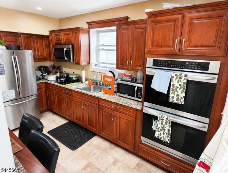 Property listing MLS 4040686 photo 4
