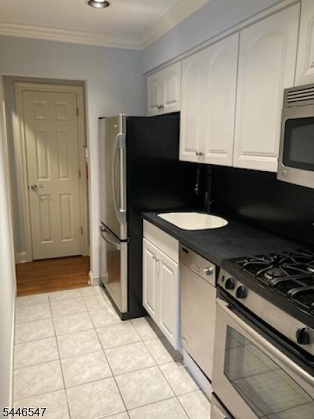 Property listing MLS 4040768 photo 1