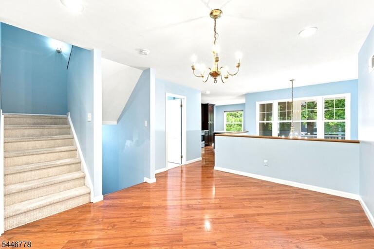 Property listing MLS 4040799 photo 16