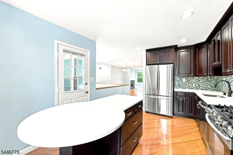 Property listing MLS 4040799 photo 25