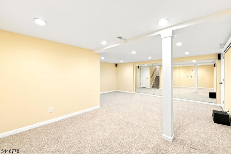 Property listing MLS 4040799 photo 43