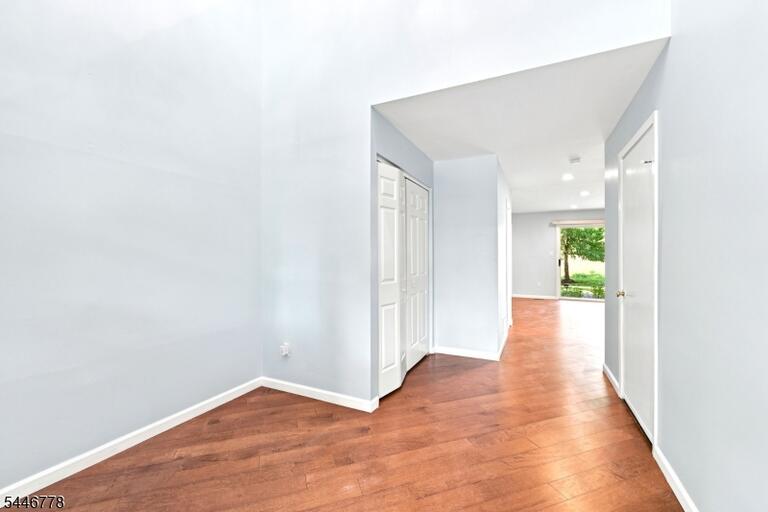 Property listing MLS 4040799 photo 7