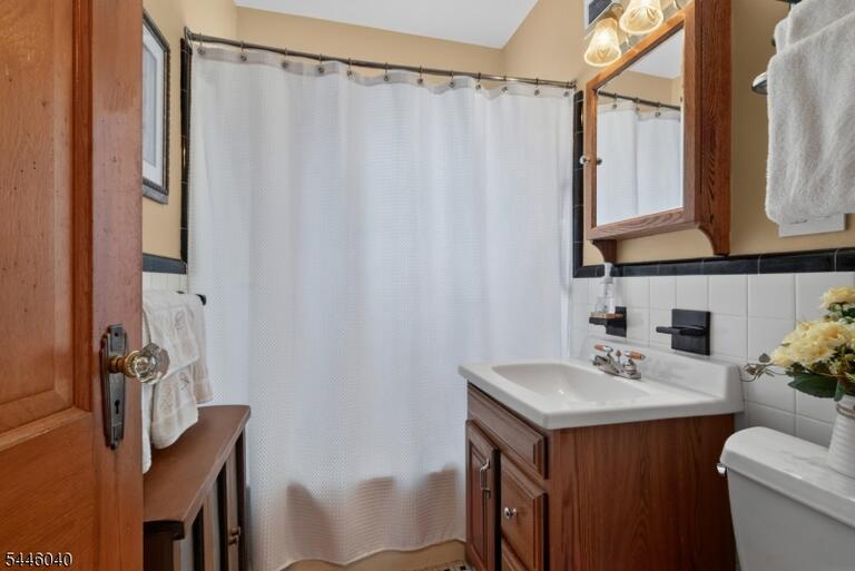 Property listing MLS 4040850 photo 30
