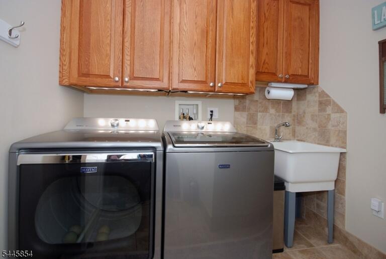 Property listing MLS 4041078 photo 17