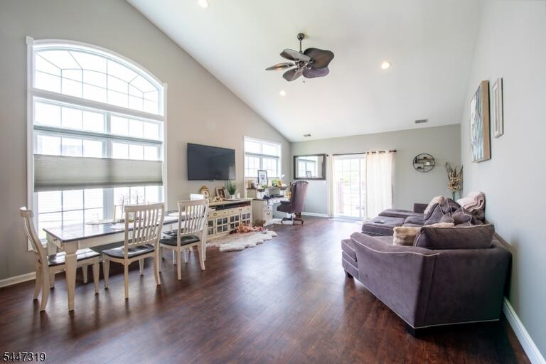 Property listing MLS 4041236 photo 7
