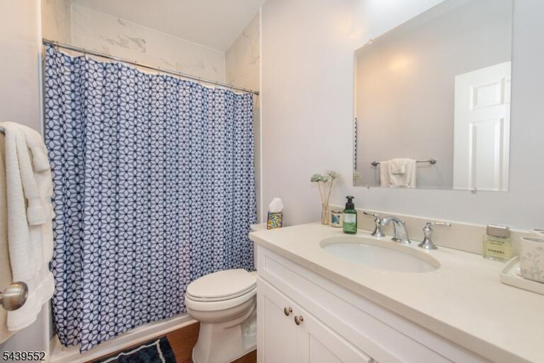 Property listing MLS 4041293 photo 29