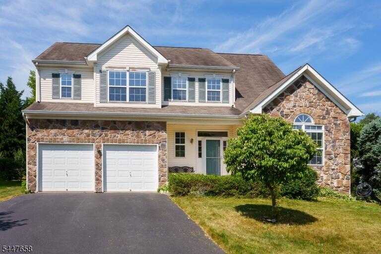 Property listing MLS 4041588 photo 1