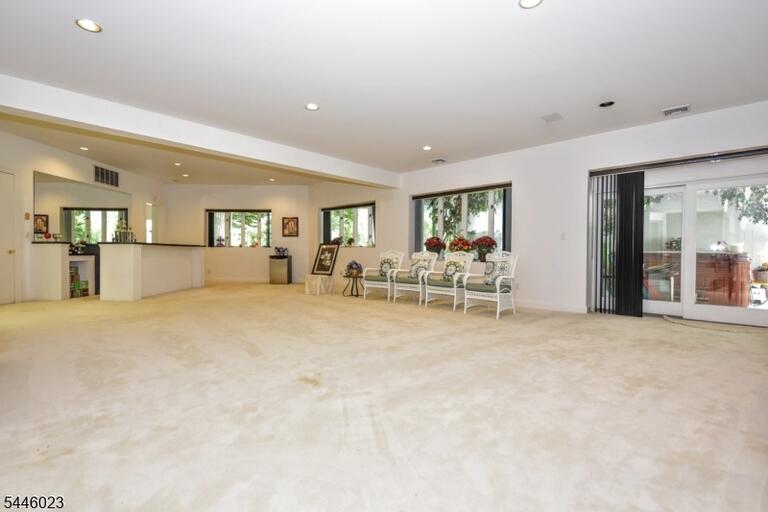 Property listing MLS 4041594 photo 28