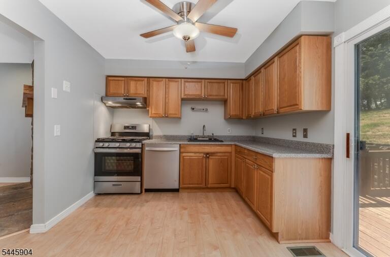 Property listing MLS 4041993 photo 10