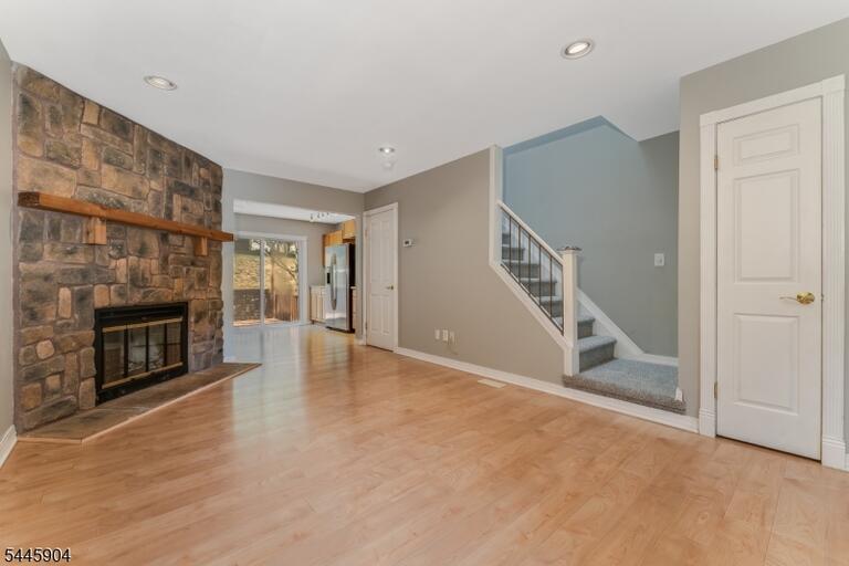 Property listing MLS 4041993 photo 6