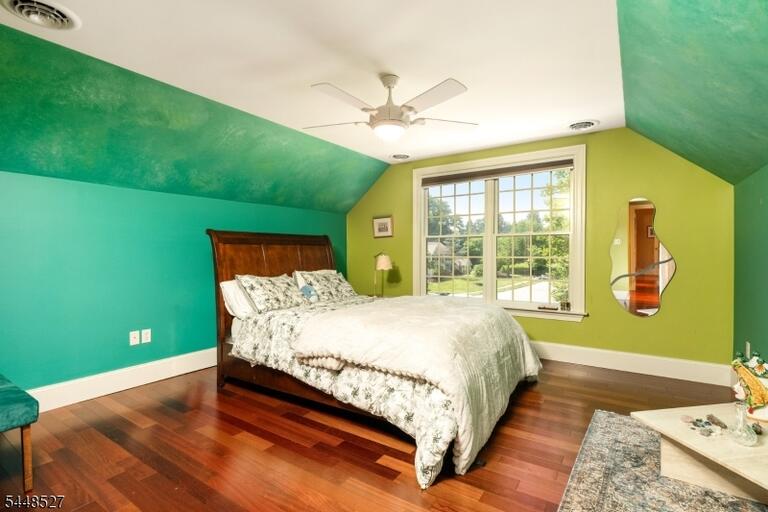 Property listing MLS 4042333 photo 18