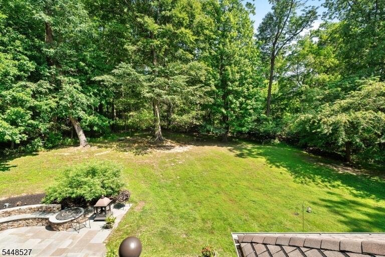 Property listing MLS 4042333 photo 7
