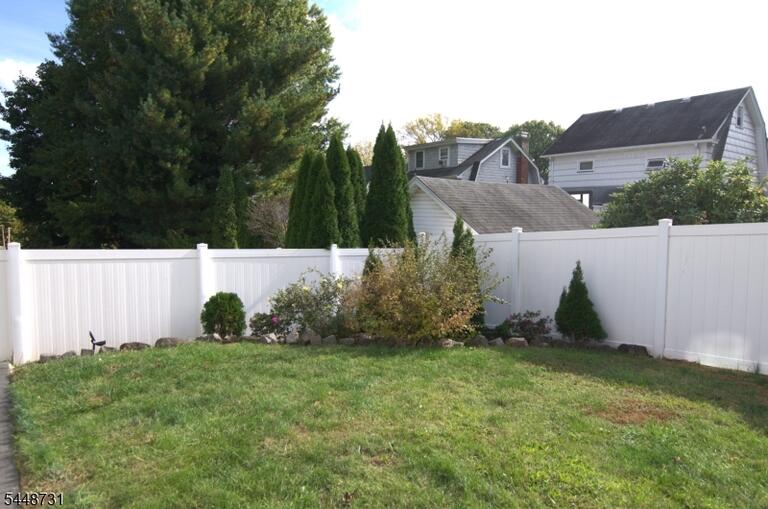 Property listing MLS 4042512 photo 32